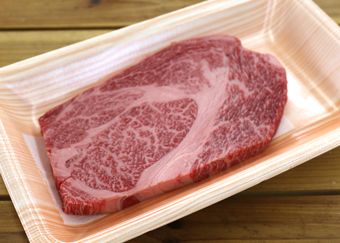 和牛肩ロースステーキ