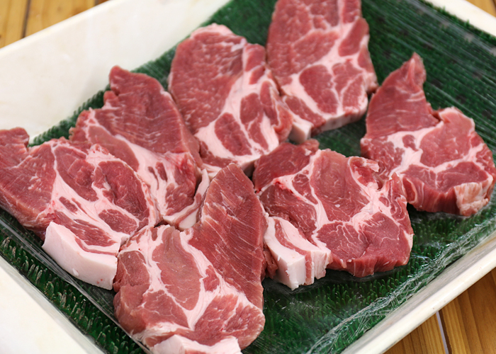 愛とん豚肩ロースステーキ・カツ用